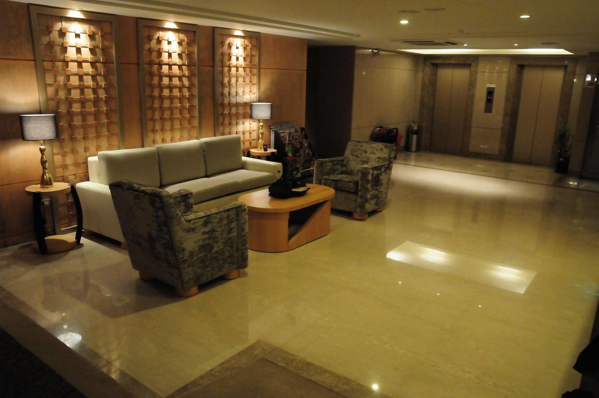 Jin Hua Hotel Luodong Dış mekan fotoğraf